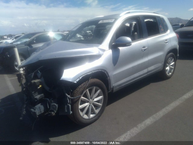 WVGRV7AXXHK015436 Volkswagen Tiguan Wolfsburg Edition