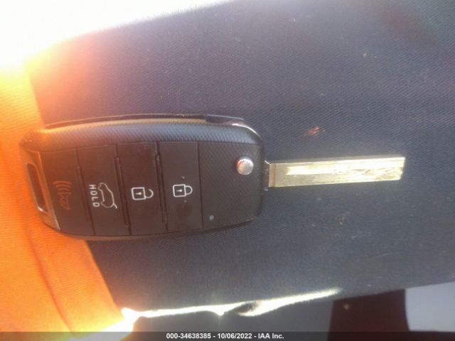 5XYPG4A3XKG595012 KIA SORENTO L