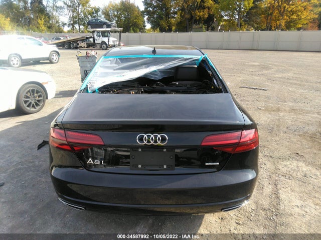 2017 Audi A8, VIN: WAU44AFD8HN017615