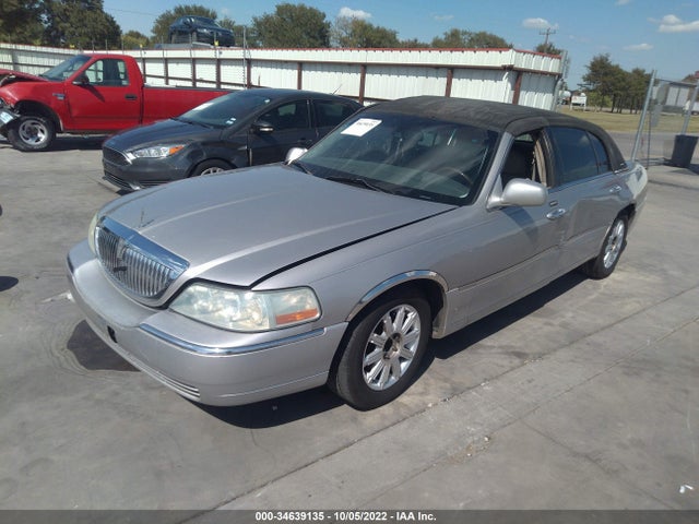 2006 LINCOLN TOWN CAR SIGNATURE L VIN: 1LNHM85V96Y640188