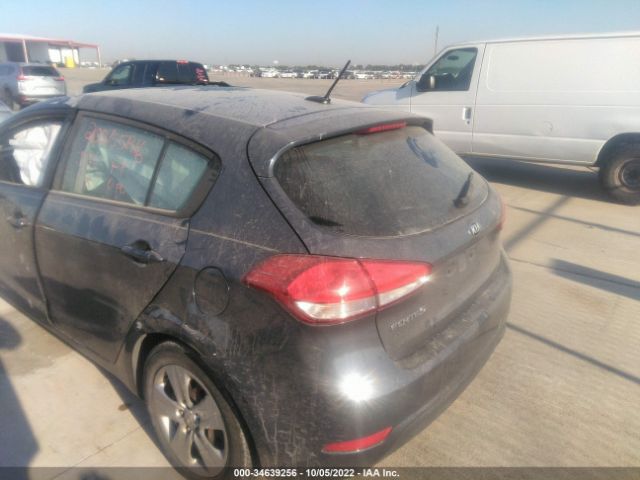 KNAFK5A89G5582650 KIA Forte 5-door Lx