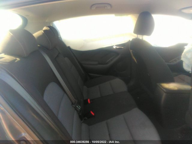 KNAFK5A89G5582650 KIA Forte 5-door Lx