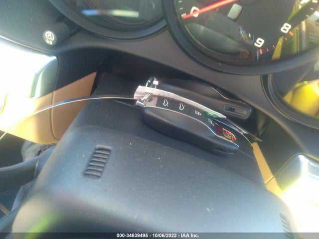 2022 Porsche 718, VIN: WP0AD2A83NS268108