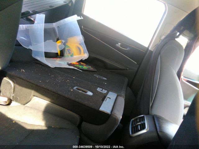 5XYPG4A51KG488934 KIA Sorento Lx V6