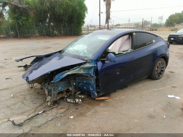 Tesla Model Y Long Range 2022 7SAYGDEE1NF451234 Image 2