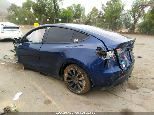 Tesla Model Y Long Range 2022 7SAYGDEE1NF451234 Image 5