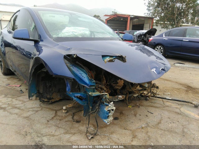 Tesla Model Y Long Range 2022 7SAYGDEE1NF451234 Image 8