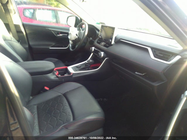 2020 Toyota RAV4, VIN: 2T3J1RFV8LC067102