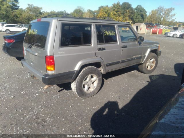 1J4FF48S3YL226169 Jeep Cherokee