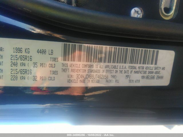 3C4NJCAB9JT462050 Jeep Compass Sport