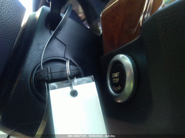 BMW 5 Series 528i 2008 WBANU53598C114942 Image 3