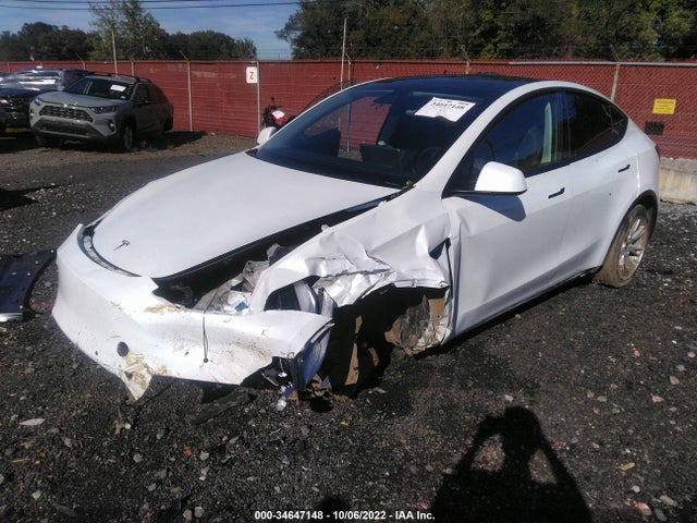 2020 Tesla Model Y, VIN: 5YJYGDEE3LF044445