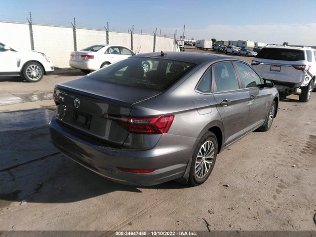 3VWC57BUXMM002149 Volkswagen Jetta S/se/r-line