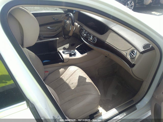 2018 Mercedes-Benz S-Class, VIN: WDDUG8DB7JA368782