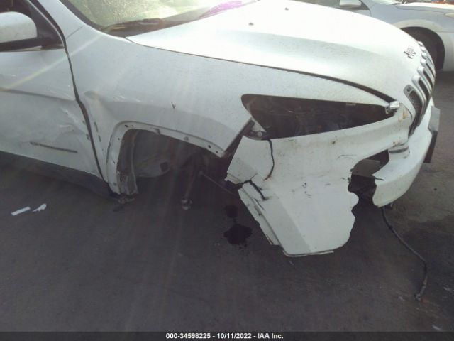 1C4PJMCX5JD532382 Jeep Cherokee Latitude