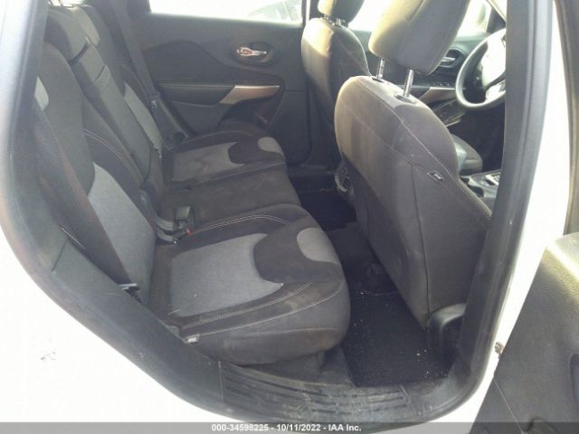 1C4PJMCX5JD532382 Jeep Cherokee Latitude
