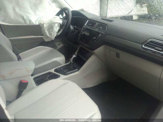 2022 Volkswagen Tiguan, VIN: 3VV2B7AX0NM100757