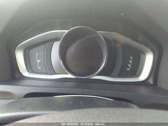 2018 Volvo V60, VIN: YV440MWK8J2056613