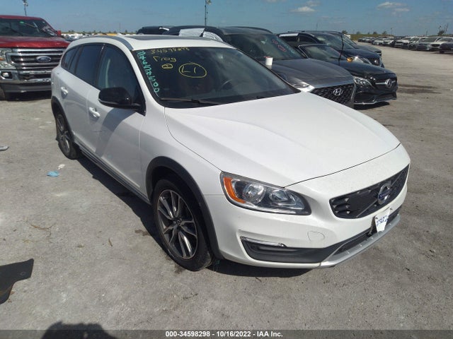 2018 Volvo V60, VIN: YV440MWK8J2056613