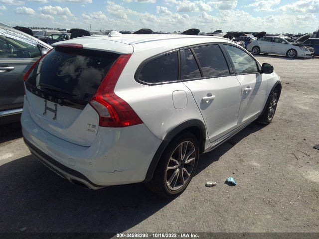 2018 Volvo V60, VIN: YV440MWK8J2056613