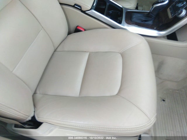 2016 Volvo XC70, VIN: YV440MBK7G1250747