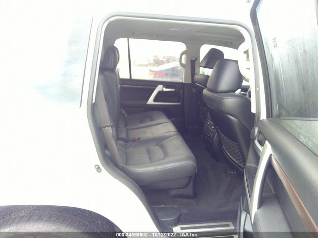 2021 Toyota Land Cruiser, VIN: JTMCY7AJ0M4104041