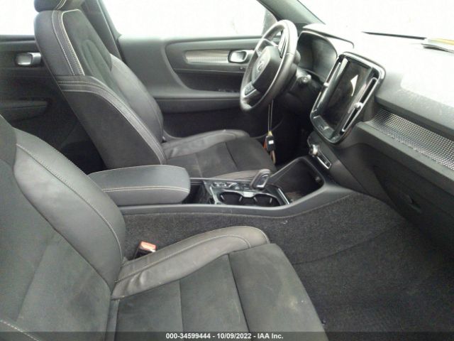 YV4162UM5M2572927 Volvo XC40