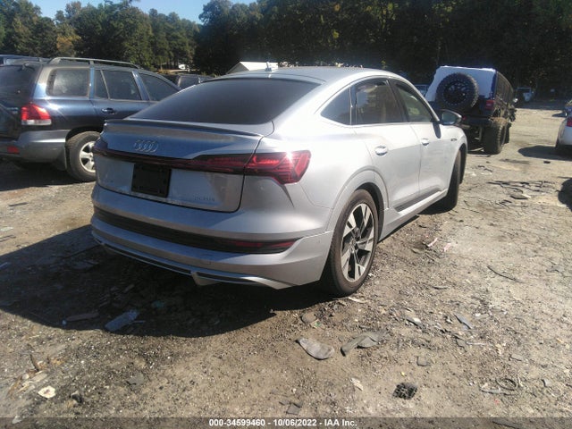 2022 Audi e-tron, VIN: WA12AAGE4NB030136