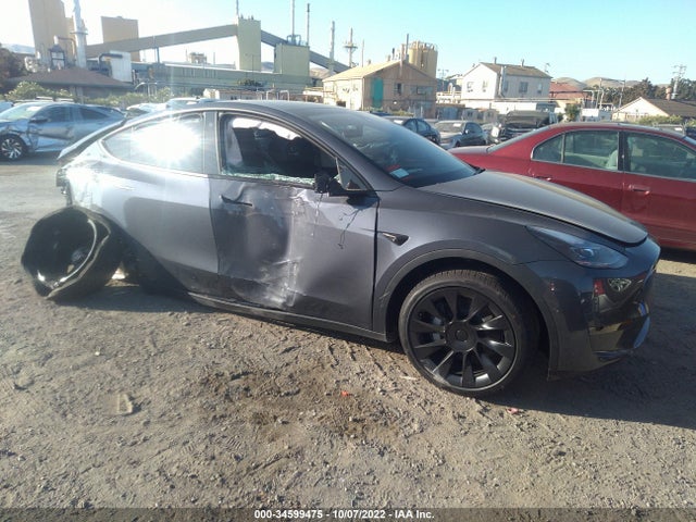 Tesla Model Y Long Range 2022 7SAYGDEE0NF560008 Image 1