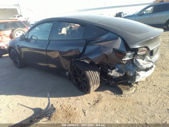 Tesla Model Y Long Range 2022 7SAYGDEE0NF560008 Image 5