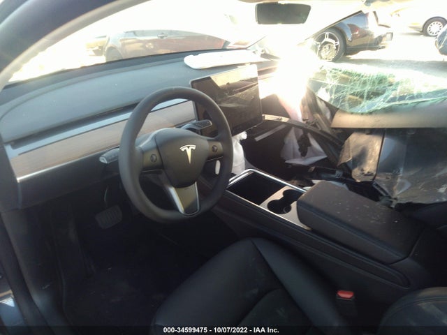 Tesla Model Y Long Range 2022 7SAYGDEE0NF560008 Image 7