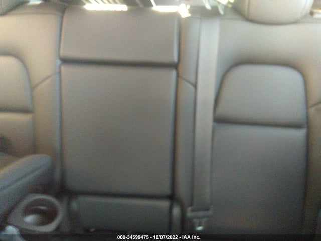Tesla Model Y Long Range 2022 7SAYGDEE0NF560008 Image 10