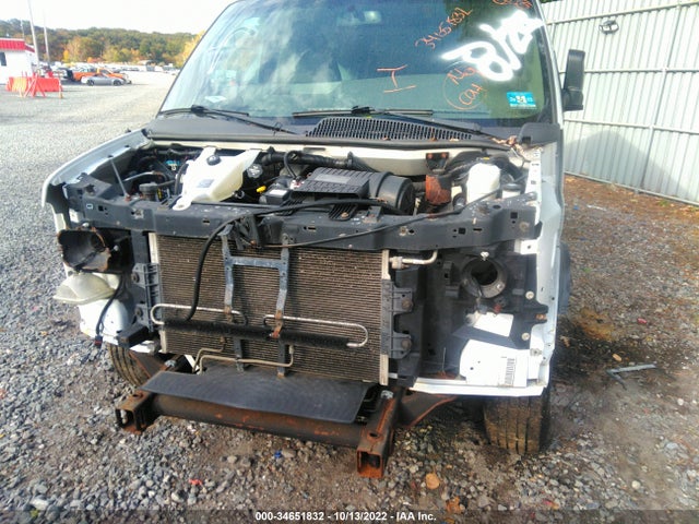 2015 Chevrolet Express, VIN: 1GCWGFCF3F1160031