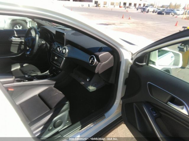 WDCTG4GB7HJ281236 Mercedes-Benz Gla Gla 250
