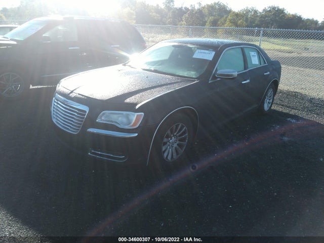 Chrysler 300 2013 2C3CCAAG1DH728311 Image 2