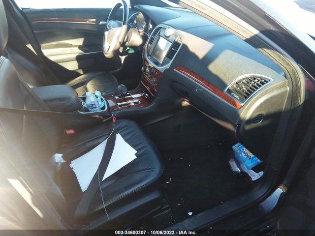 Chrysler 300 2013 2C3CCAAG1DH728311 Image 5