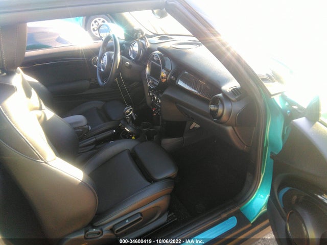 2018 Mini Roadster, VIN: WMWWG9C58J3E38587