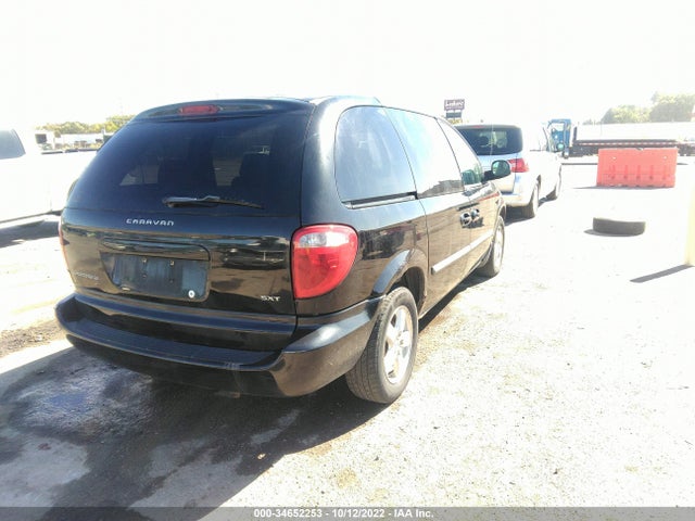 2005 DODGE CARAVAN SXT VIN: 1D8GP45R45B280625