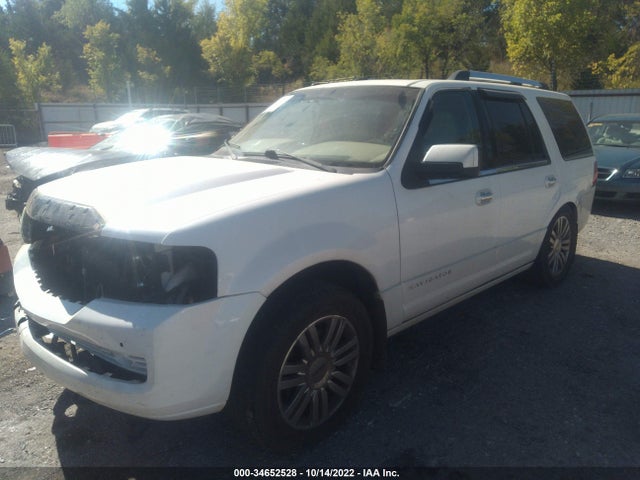 Lincoln Navigator 2010 5LMJJ2J59AEJ08041 Image 2