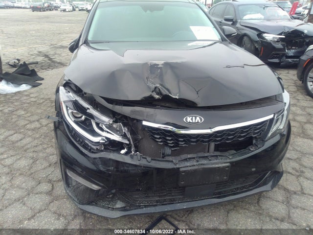 2020 Kia Optima, VIN: 5XXGU4L11LG449656