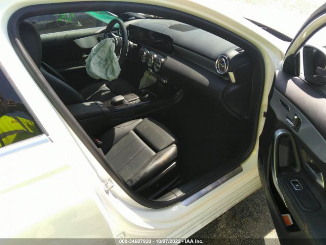 2021 MERCEDES-BENZ A 220 W1K3G4FB7MJ305347 Photo 4