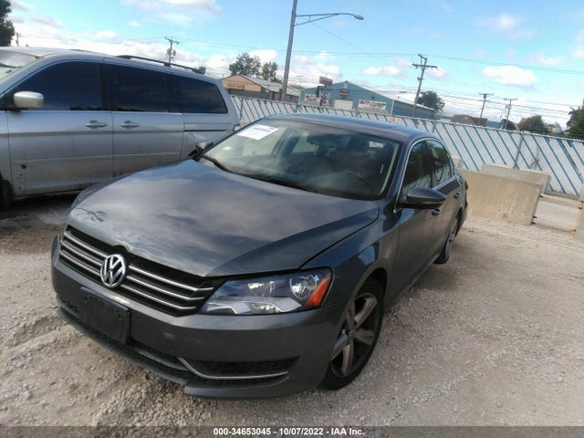 1VWBH7A30CC050870 Volkswagen Passat Se W/sunroof