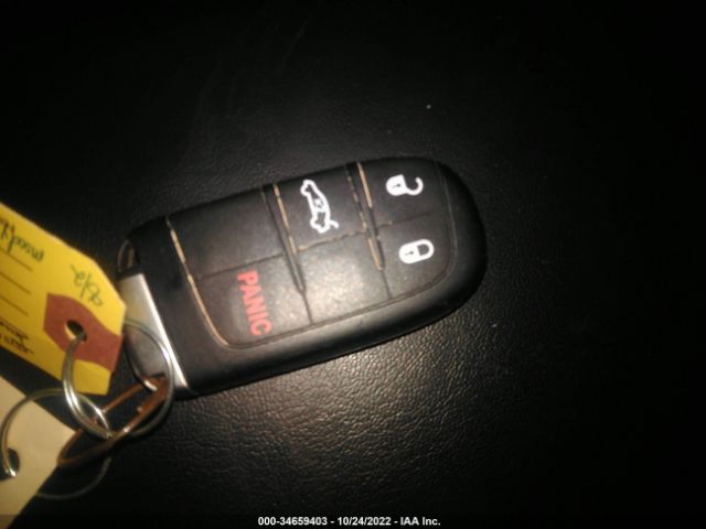 2C3CDZAG8HH561172 Dodge Challenger Sxt