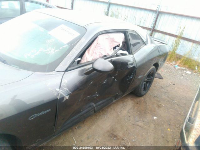 2C3CDZAG8HH561172 Dodge Challenger Sxt
