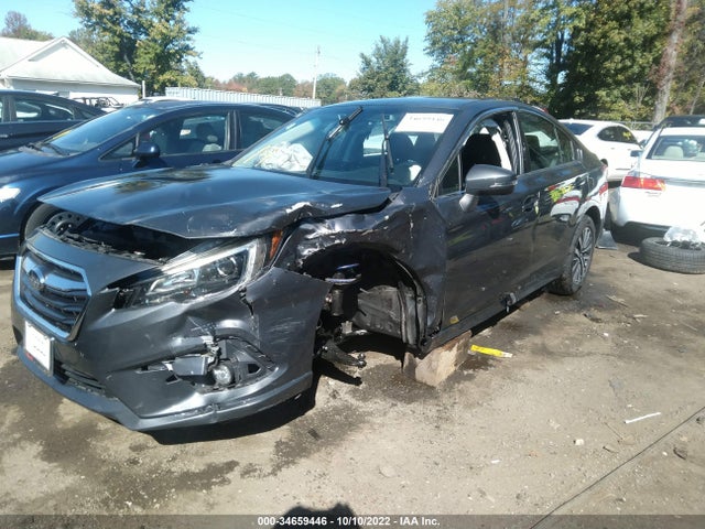Subaru Legacy Premium 2018 4S3BNAF61J3027090 Image 2