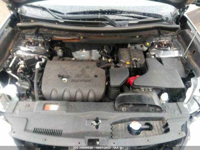 JA4AZ3A35JZ058780 Mitsubishi Outlander Es/se/sel/le