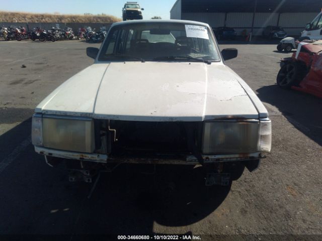 YV1AW8313P1943102 Volvo 240