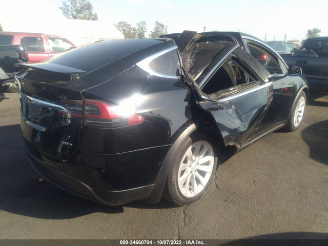 Tesla Model X 75d/100d/p100d 2018 5YJXCDE25JF106552 Image 4