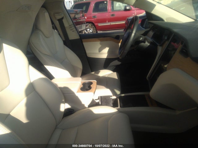 Tesla Model X 75d/100d/p100d 2018 5YJXCDE25JF106552 Image 5