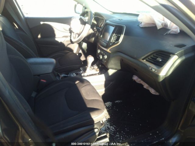 1C4PJMCSXFW545239 Jeep Cherokee Latitude